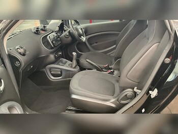 Used smart fortwo 2018 for sale - 75974665: Photo