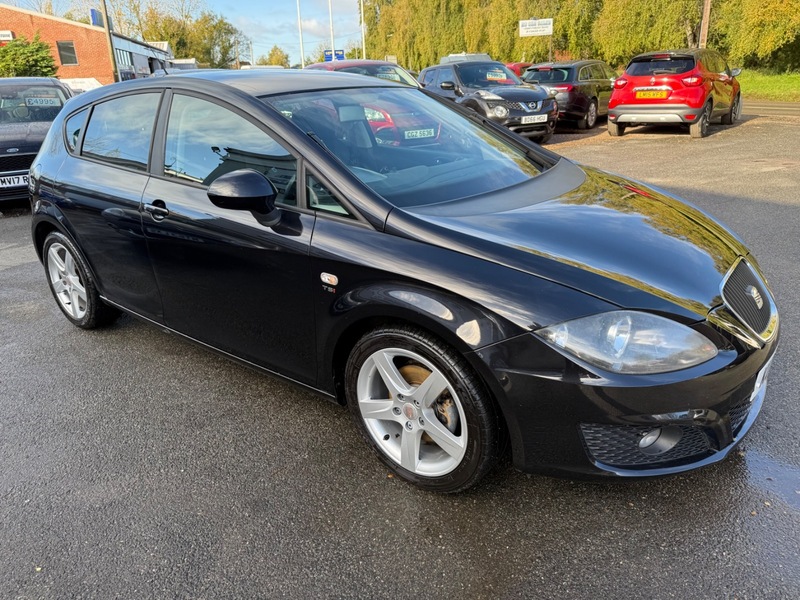 Used SEAT Leon 2011 for sale - 76376412: Photo 2