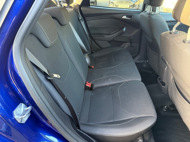 Used Ford Focus 2017 for sale - 76699067: Photo 9