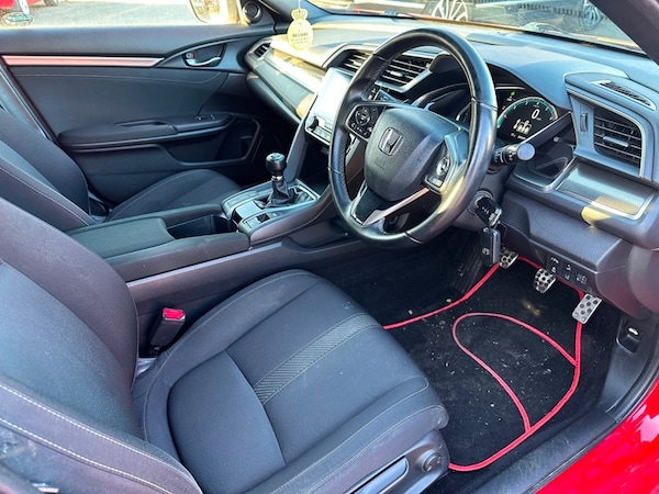 Used Honda Civic 2017 for sale - 73914525: Photo 8