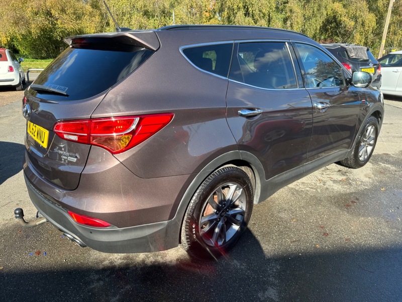 Used Hyundai Santa Fe 2012 for sale - 76133100: Photo 4
