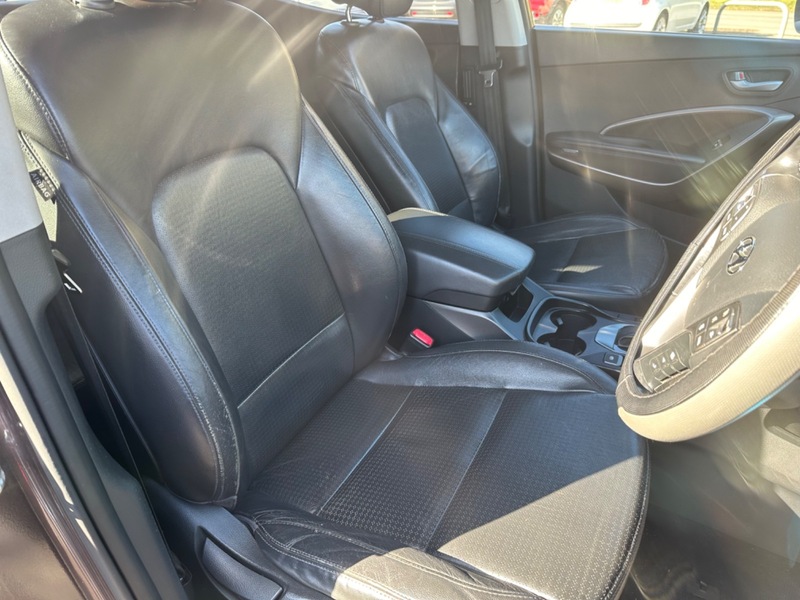 Used Hyundai Santa Fe 2012 for sale - 76133100: Photo 8