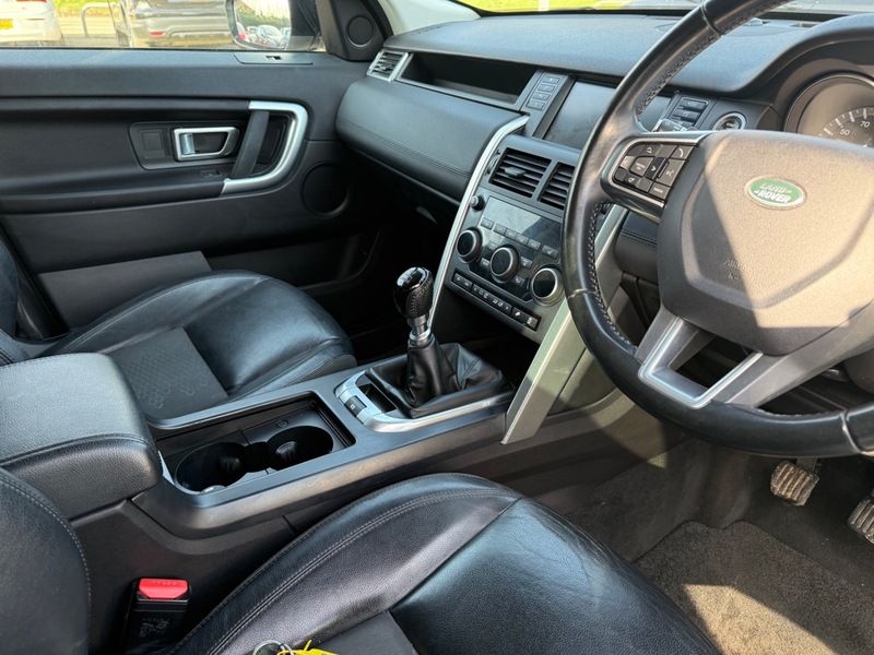 Used Land Rover Discovery Sport 2016 for sale - 77632311: Photo 9