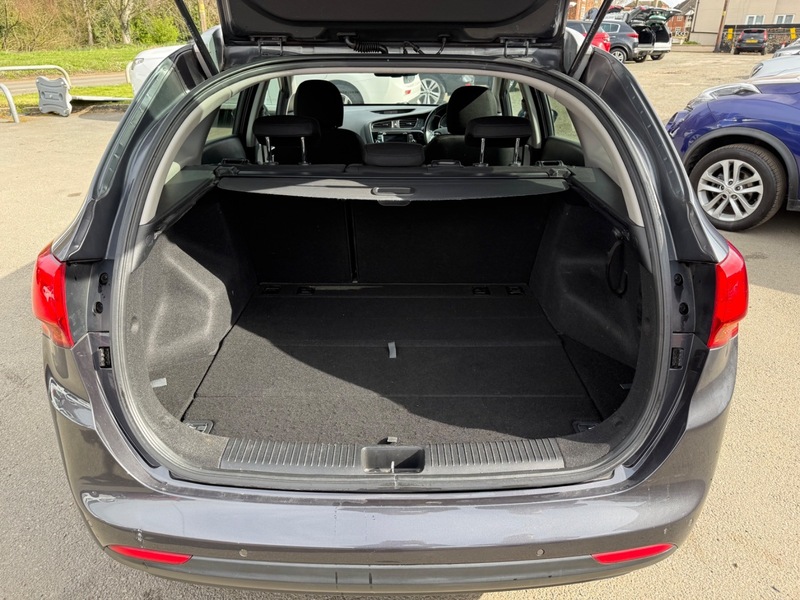 Used Kia Ceed 2015 for sale - 78018049: Photo 14