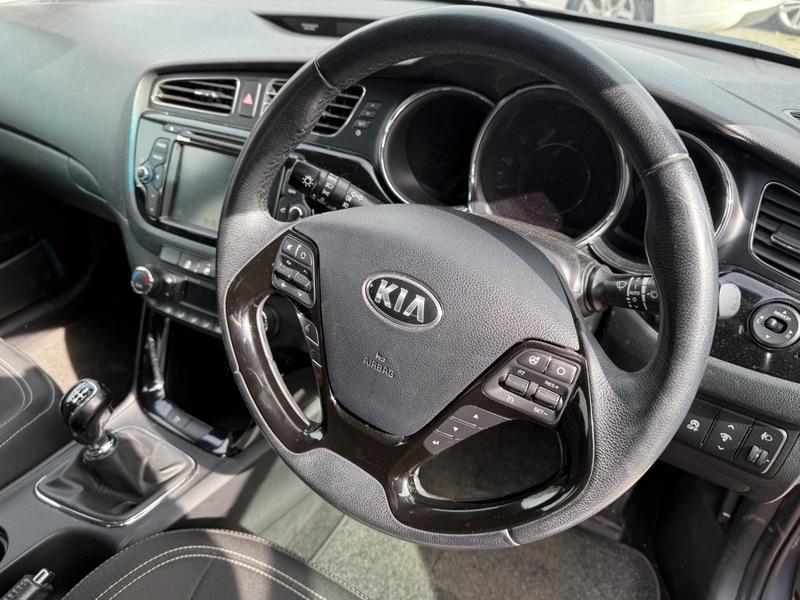 Used Kia Ceed 2015 for sale - 78018049: Photo 8