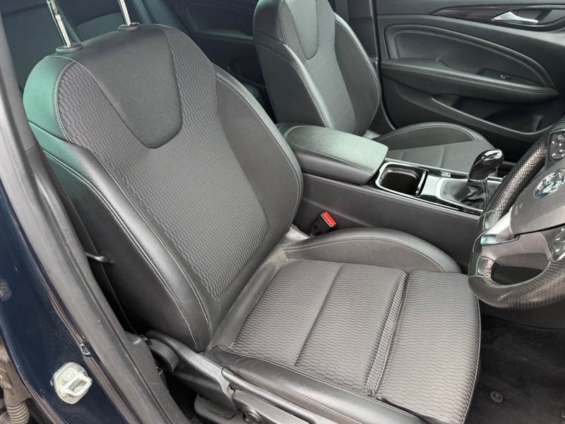 Used Vauxhall Insignia 2017 for sale - 75974782: Photo 9