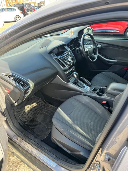 Used Ford Focus 2012 for sale - 77558390: Photo 9