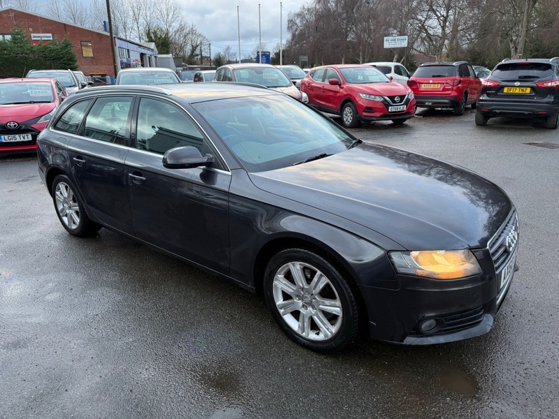 Used Audi A4 2011 for sale - 77547947: Photo 2