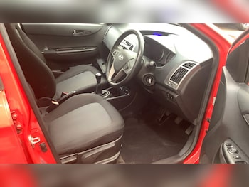 Used Hyundai i20 2014 for sale - 78570831: Photo