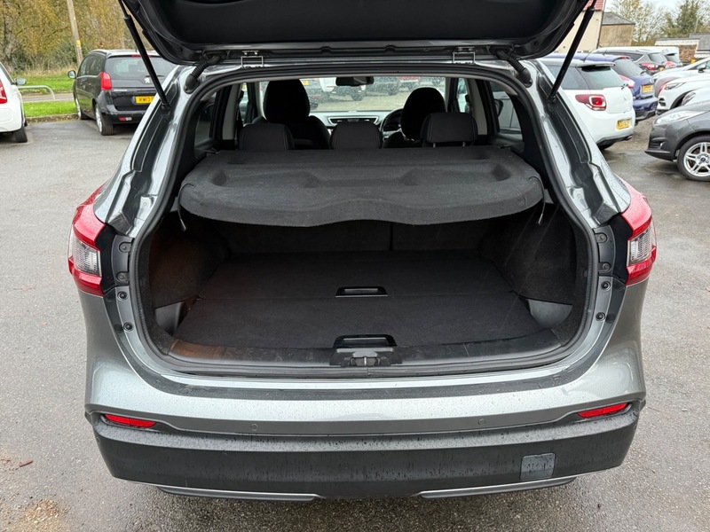 Used Nissan Qashqai 2017 for sale - 76605329: Photo 13