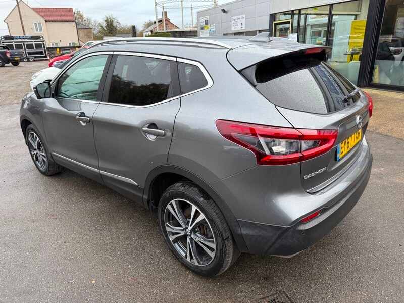 Used Nissan Qashqai 2017 for sale - 76605329: Photo 4