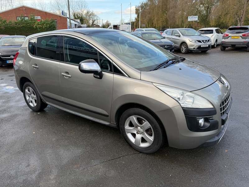 Used Peugeot 3008 2011 for sale - 76631132: Photo 2