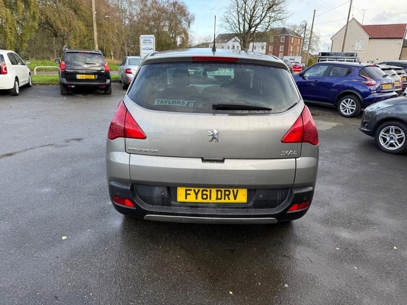 Used Peugeot 3008 2011 for sale - 76631132: Photo 7