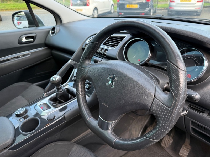 Used Peugeot 3008 2011 for sale - 76631132: Photo 8