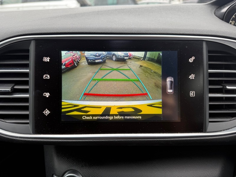 Used Peugeot 308 2015 for sale - 77792647: Photo 11