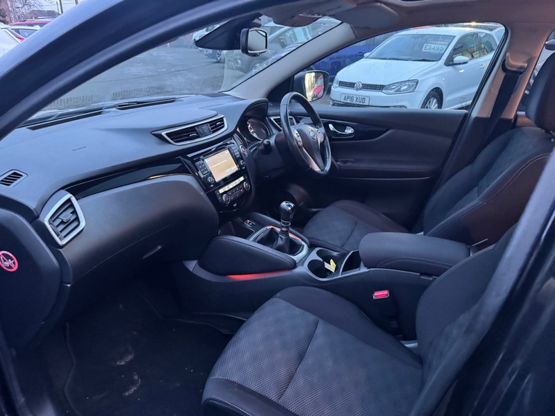 Used Nissan Qashqai 2017 for sale - 77303309: Photo 10