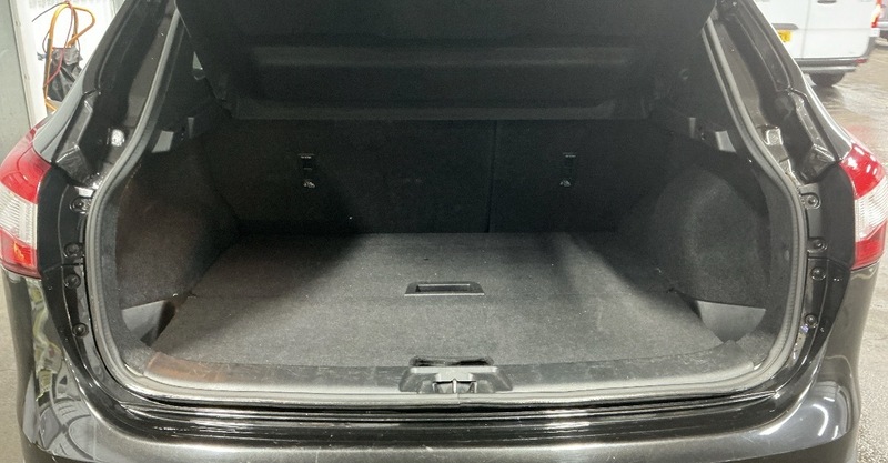 Used Nissan Qashqai 2017 for sale - 77303309: Photo 6