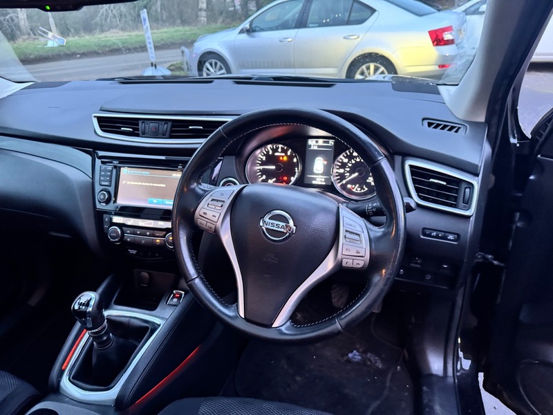 Used Nissan Qashqai 2017 for sale - 77303309: Photo 8