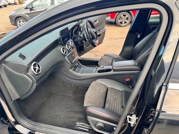 Used Mercedes-Benz A-Class 2017 for sale - 76019384: Photo 8