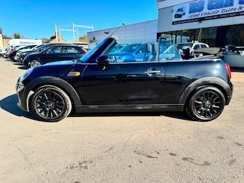 Used MINI Convertible 2016 for sale - 79073074: Photo