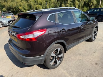 Used Nissan Qashqai 2015 for sale - 79585981: Photo