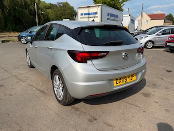 Used Vauxhall Astra 2018 for sale - 78997138: Photo
