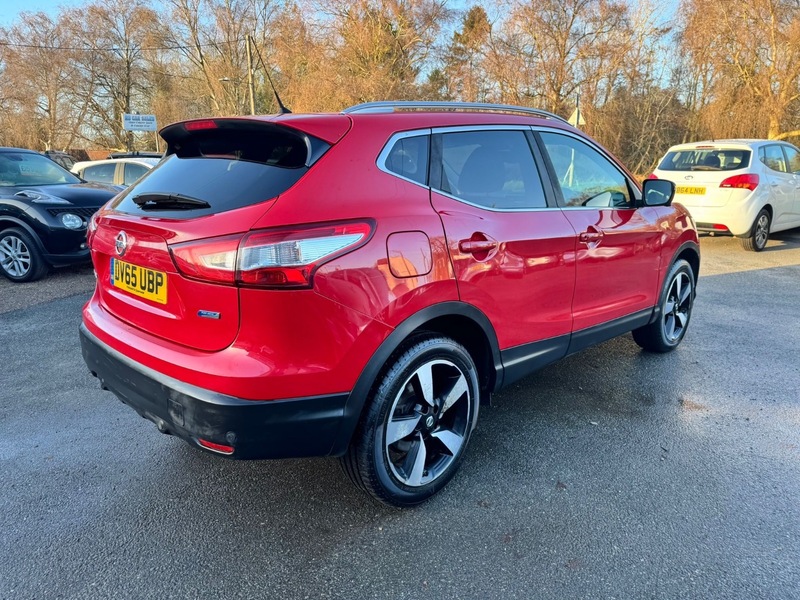 Used Nissan Qashqai 2015 for sale - 77014680: Photo 3