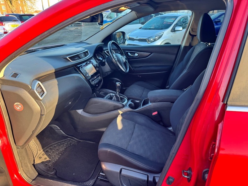 Used Nissan Qashqai 2015 for sale - 77014680: Photo 8
