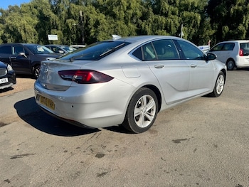Used Vauxhall Insignia 2018 for sale - 75516525: Photo