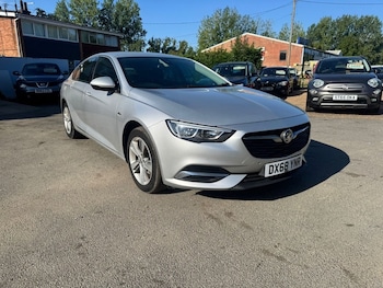 Used Vauxhall Insignia 2018 for sale - 75516525: Photo