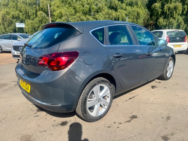 Used Vauxhall Astra 2013 for sale - 75606845: Photo 5