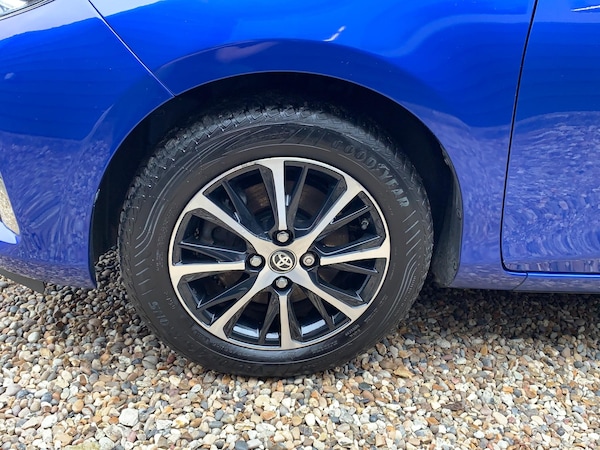 Used Toyota Yaris 2018 for sale - 76269706: Photo 12