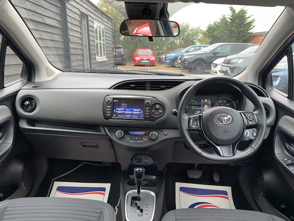 Used Toyota Yaris 2018 for sale - 76269706: Photo 17