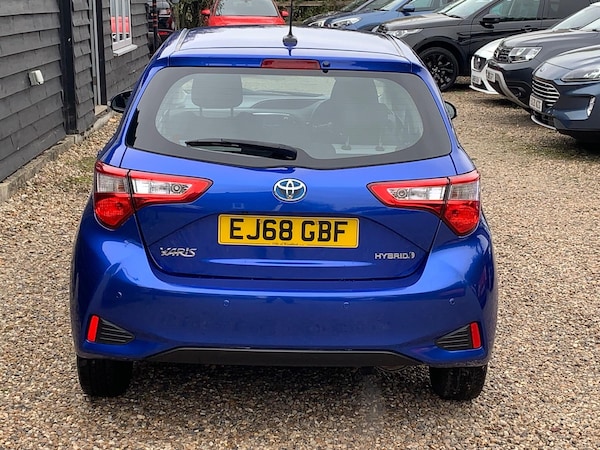 Used Toyota Yaris 2018 for sale - 76269706: Photo 5