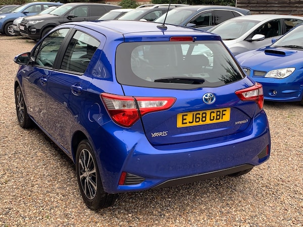 Used Toyota Yaris 2018 for sale - 76269706: Photo 6