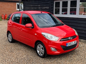 Used Hyundai i10 2013 for sale - 76021084: Photo
