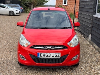Used Hyundai i10 2013 for sale - 76021084: Photo
