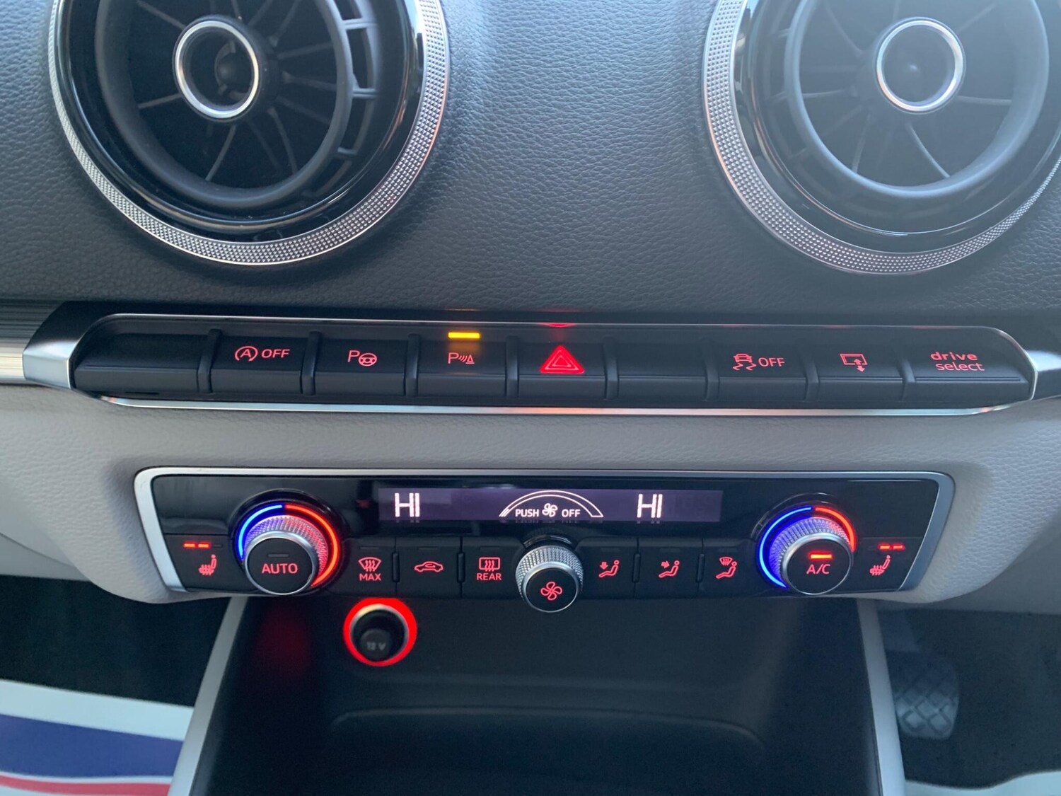 Used Audi A3 2014 for sale - 76780834: Photo 24