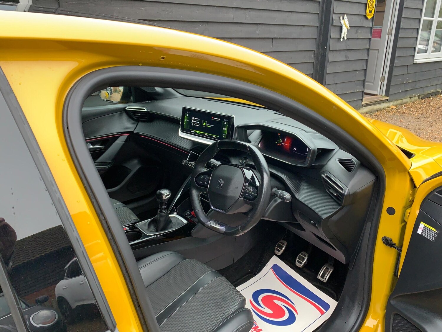 Used Peugeot 208 2021 for sale - 77510991: Photo 27