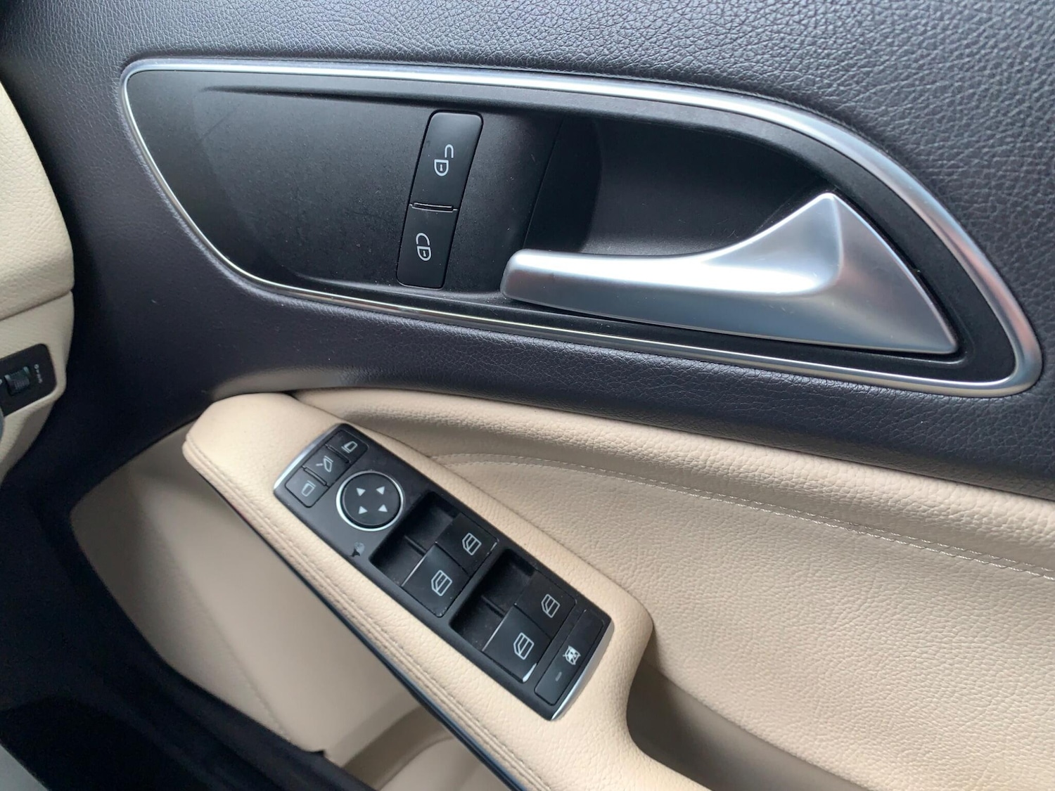 Used Mercedes-Benz GLA for sale - 76702303: Photo 15