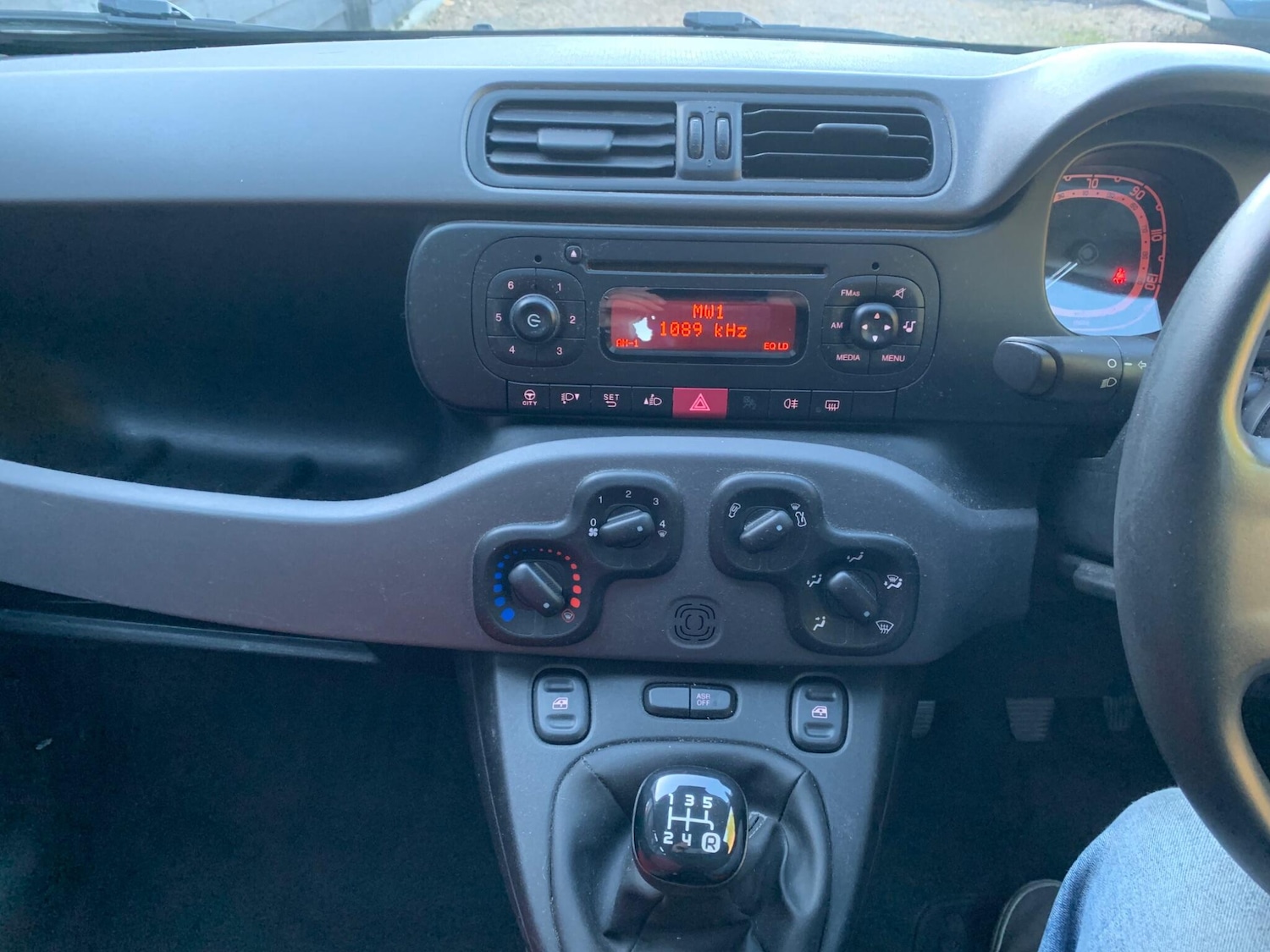 Used Fiat Panda 2014 for sale - 76700750: Photo 11