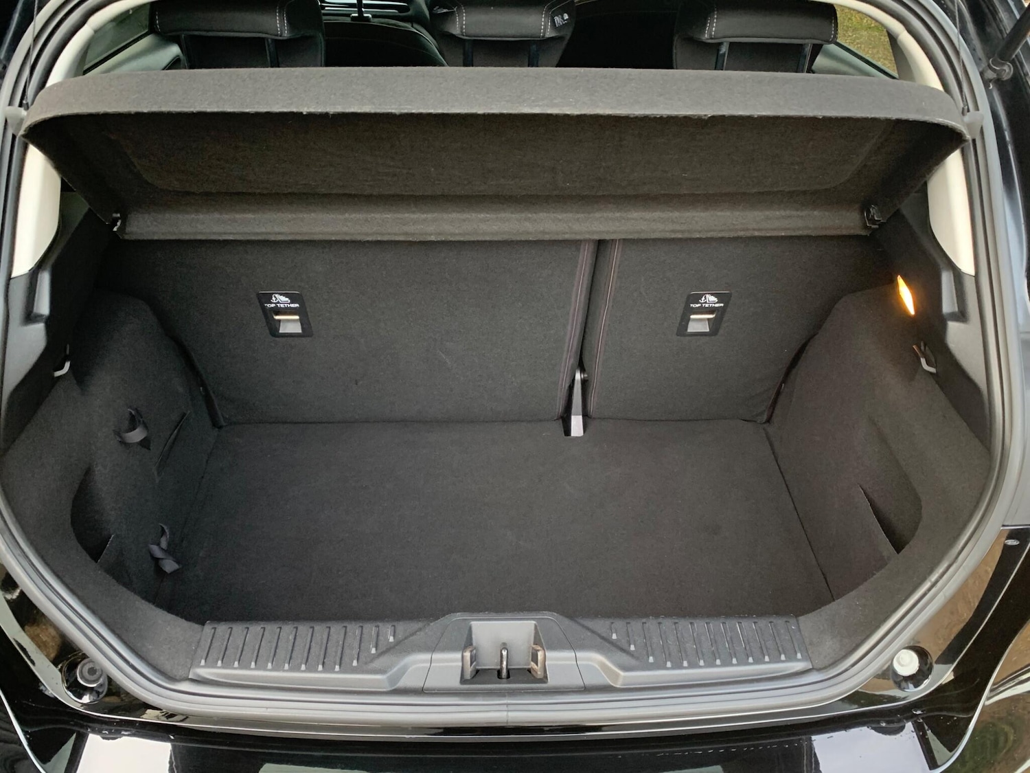 Used Ford Fiesta 2018 for sale - 76585210: Photo 30