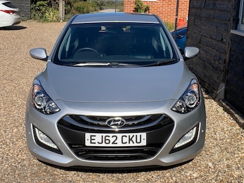 Used Hyundai i30 2012 for sale - 76072208: Photo
