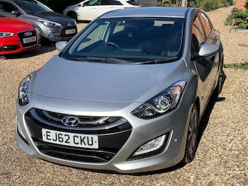 Used Hyundai i30 2012 for sale - 76072208: Photo