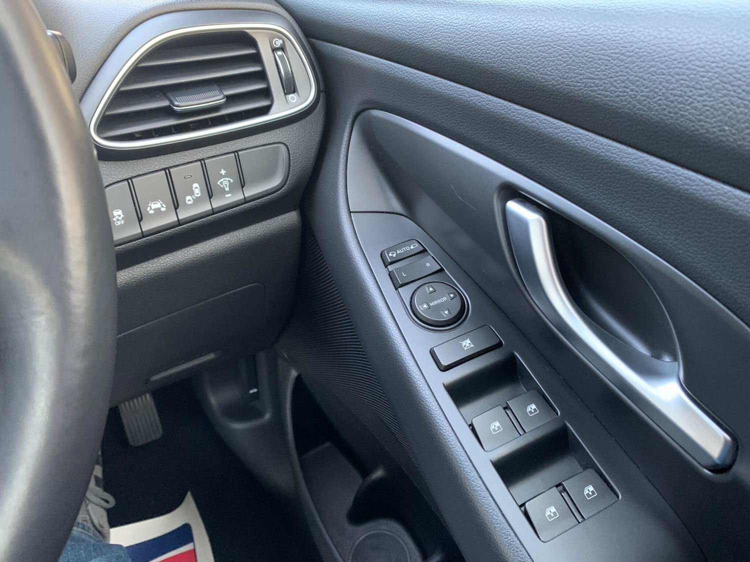 Used Hyundai i30 2017 for sale - 76377984: Photo 17