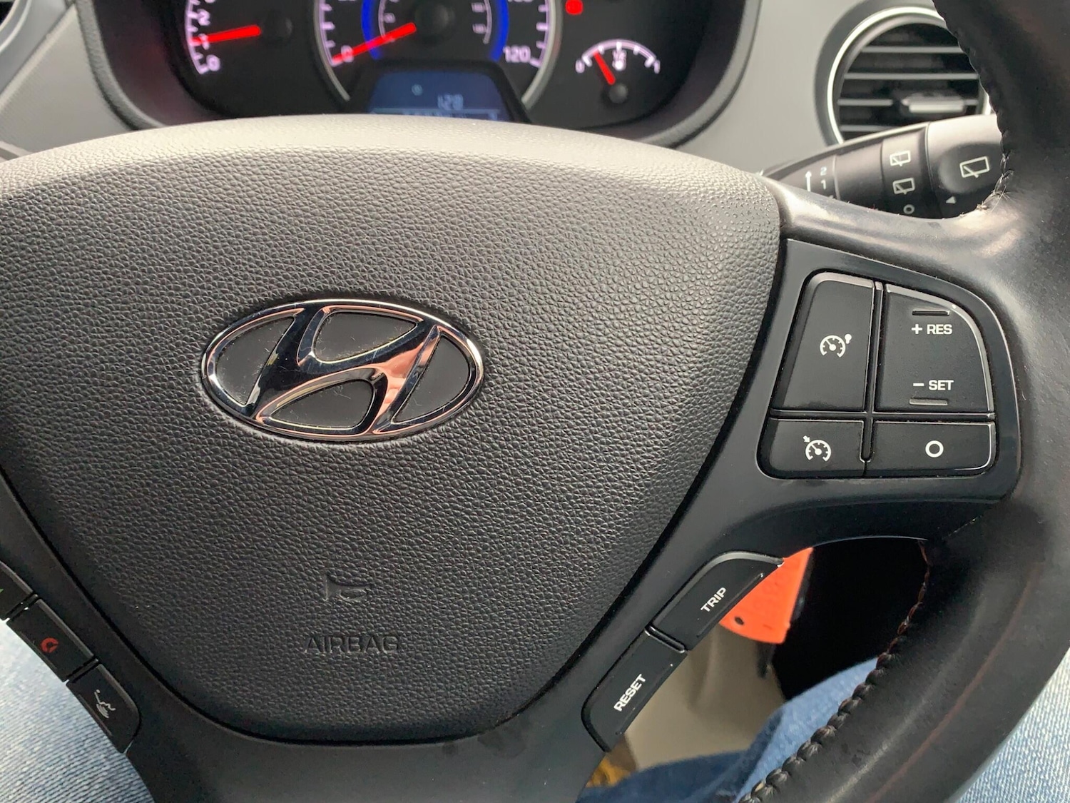 Used Hyundai i10 2019 for sale - 77144354: Photo 16