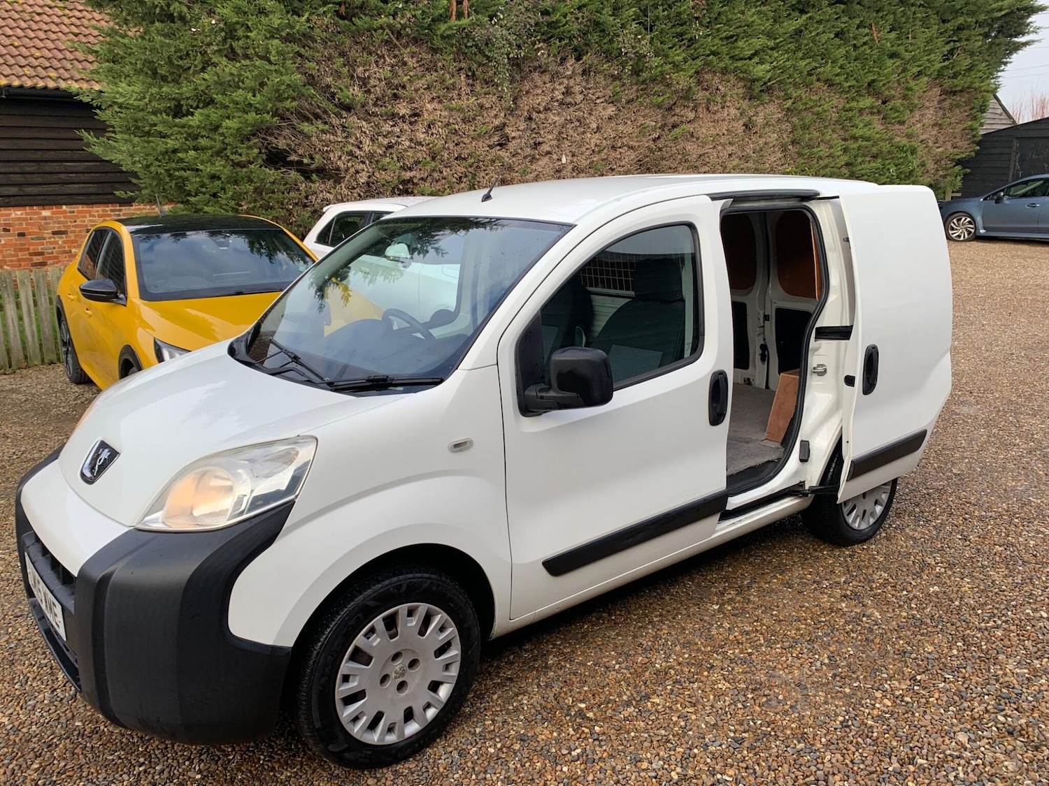 Used Peugeot Bipper 2015 for sale - 77253605: Photo 3