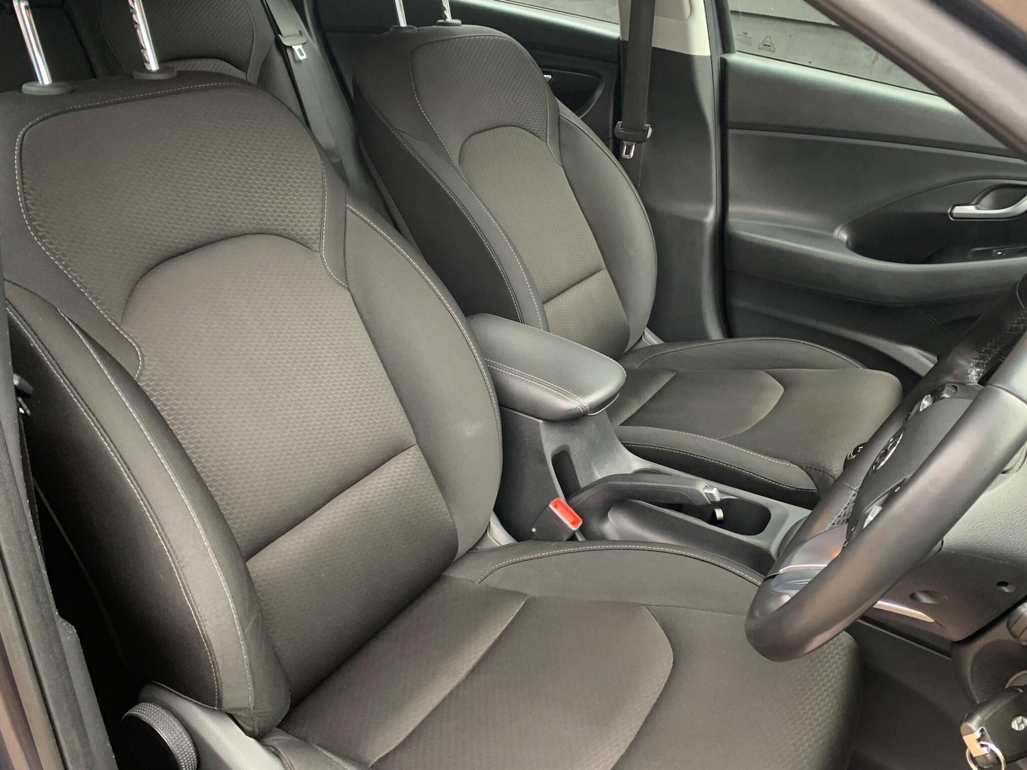 Used Hyundai i30 2017 for sale - 76976653: Photo 13