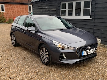 Used Hyundai i30 2017 for sale - 76976653: Photo