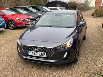 Used Hyundai i30 2017 for sale - 76976653: Photo